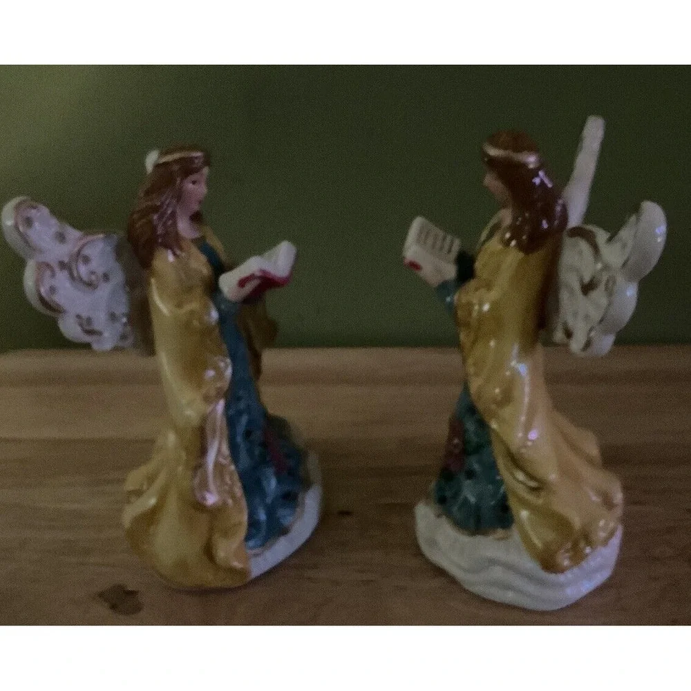 Set Of 2 Angel Ceramic Decorations 6 In Tall‎